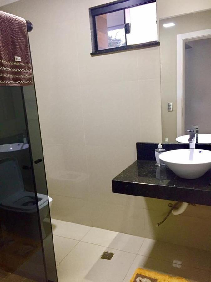 Quarto Em Sobrado Alto Padrao, Piscina, Garagem, Lago Каскавел Екстериор снимка