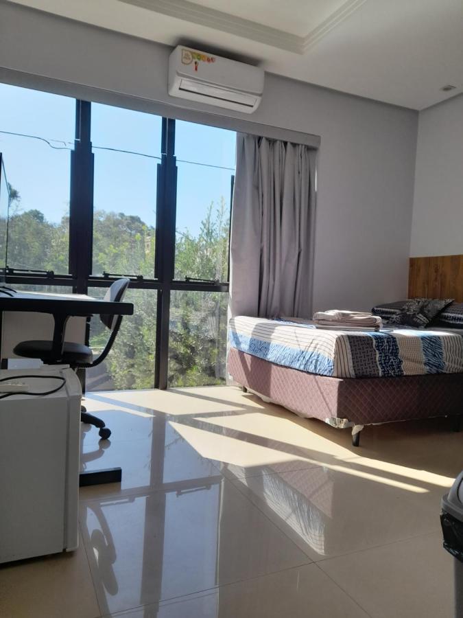 Quarto Em Sobrado Alto Padrao, Piscina, Garagem, Lago Каскавел Екстериор снимка