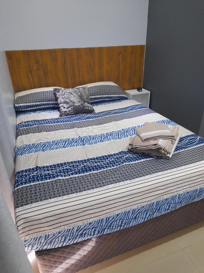 Quarto Em Sobrado Alto Padrao, Piscina, Garagem, Lago Каскавел Екстериор снимка